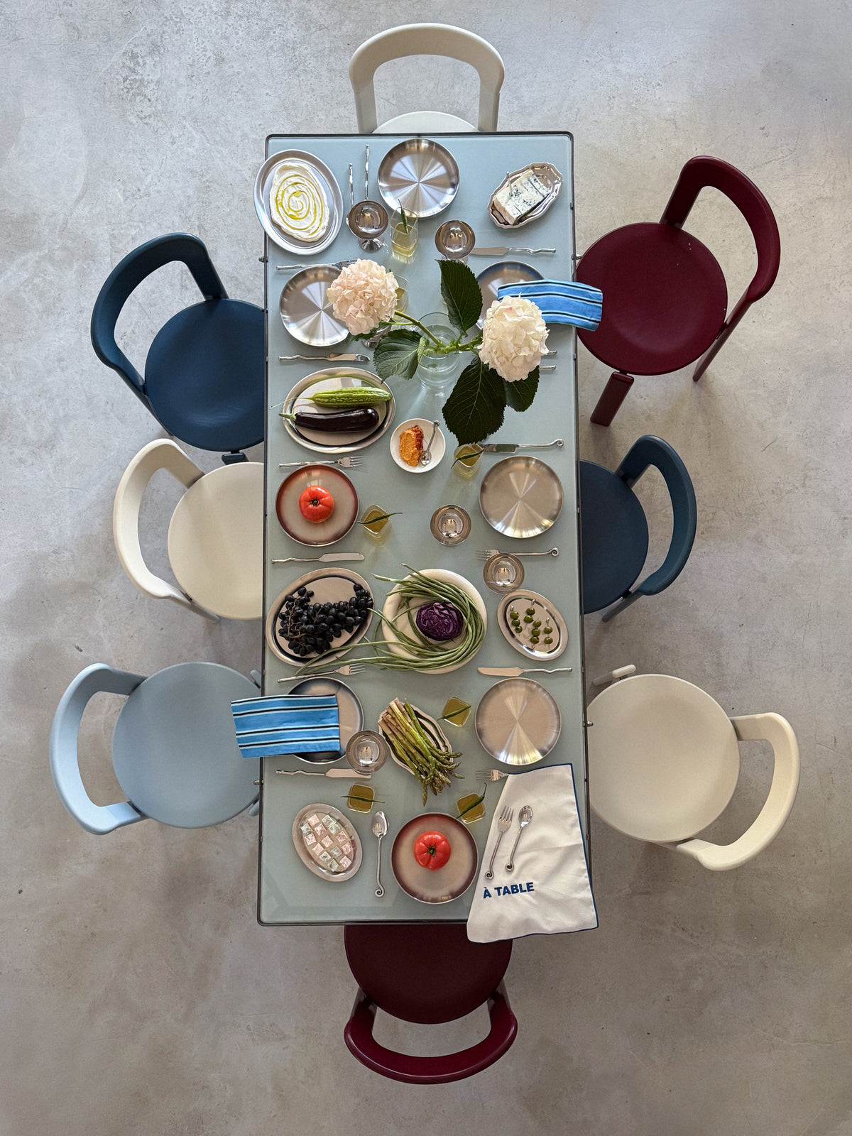 SOOS table setting
