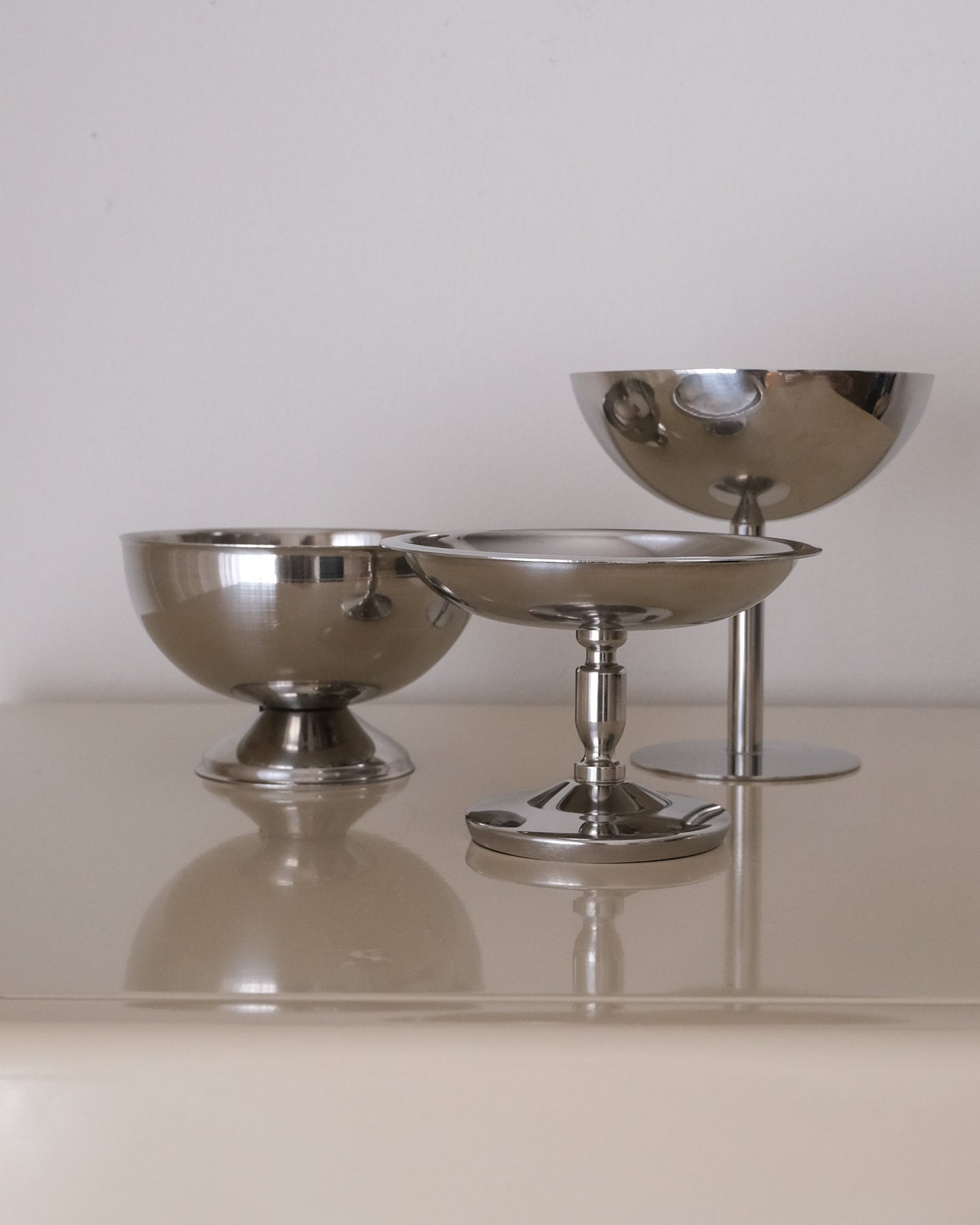 Shiloh olive coupe