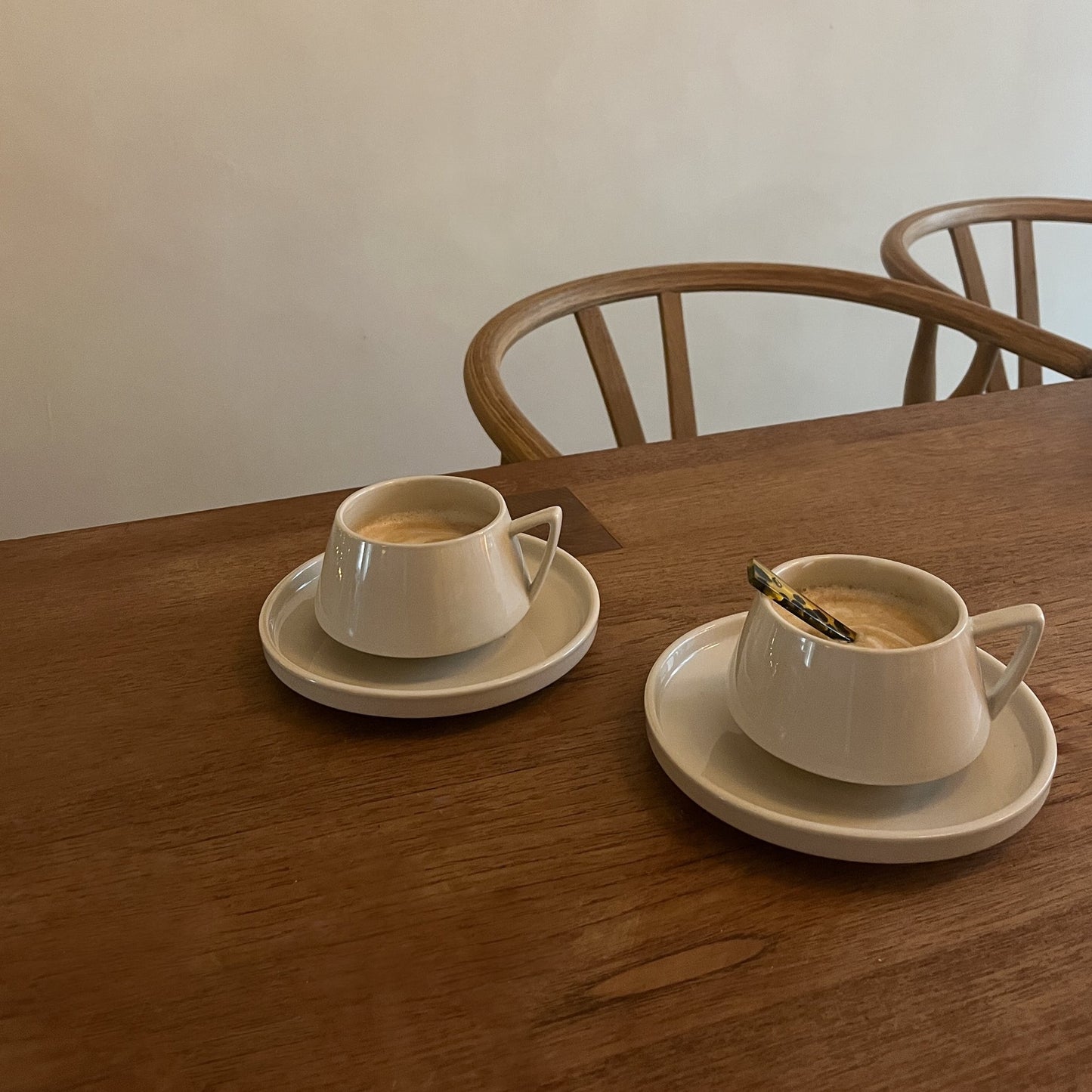 Sahne-Kaffeeservice