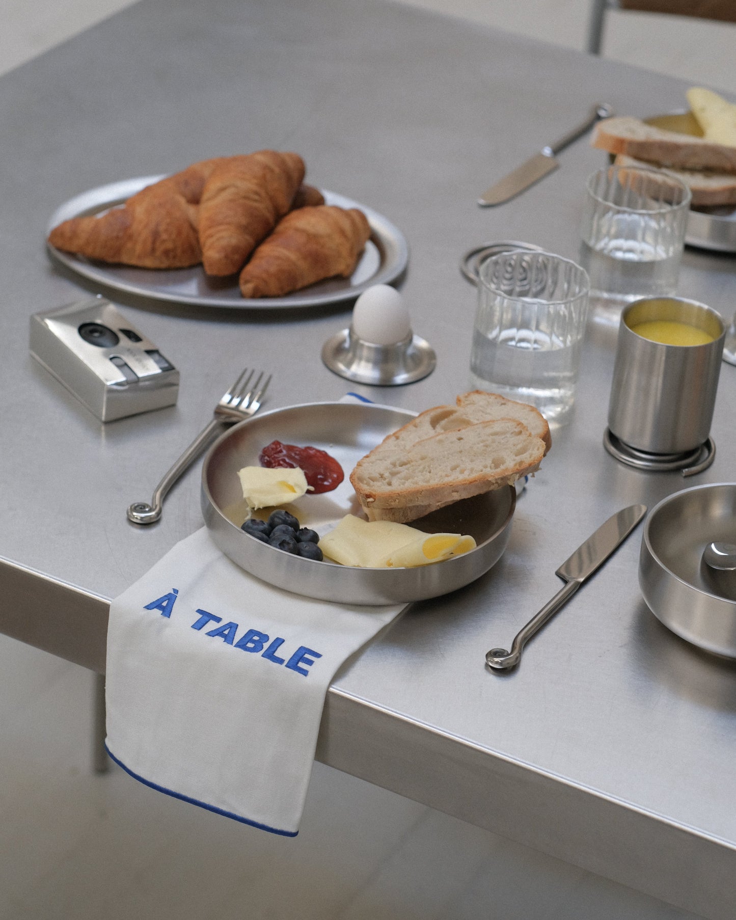 À TABLE napkin set